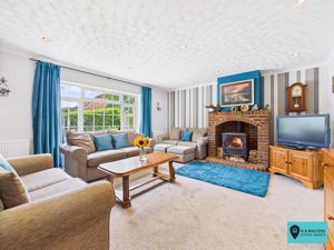 Living Room- click for photo gallery